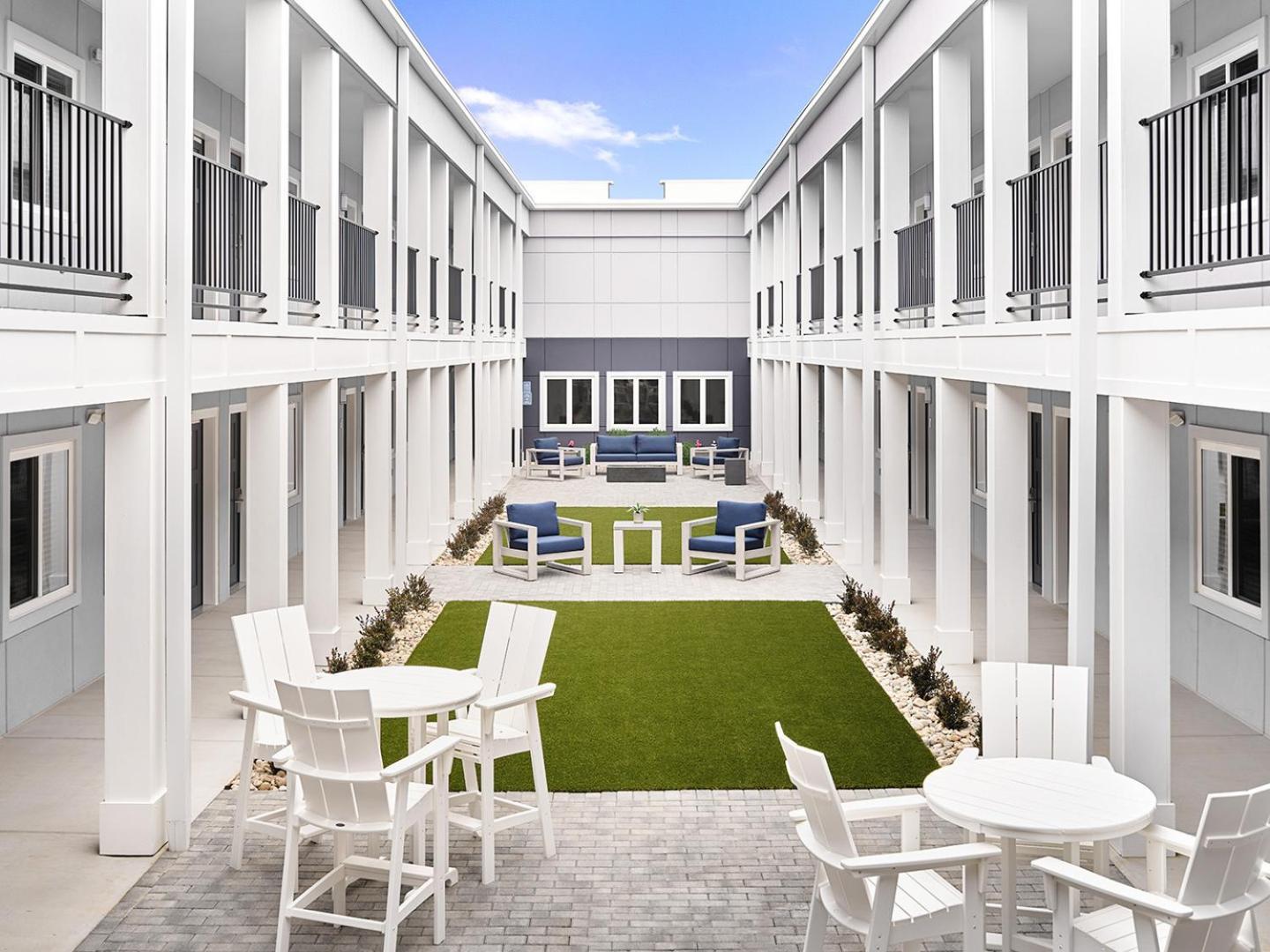 Stayapt Suites Pensacola-Uwf/Florida Hospital Area Ferry Pass エクステリア 写真